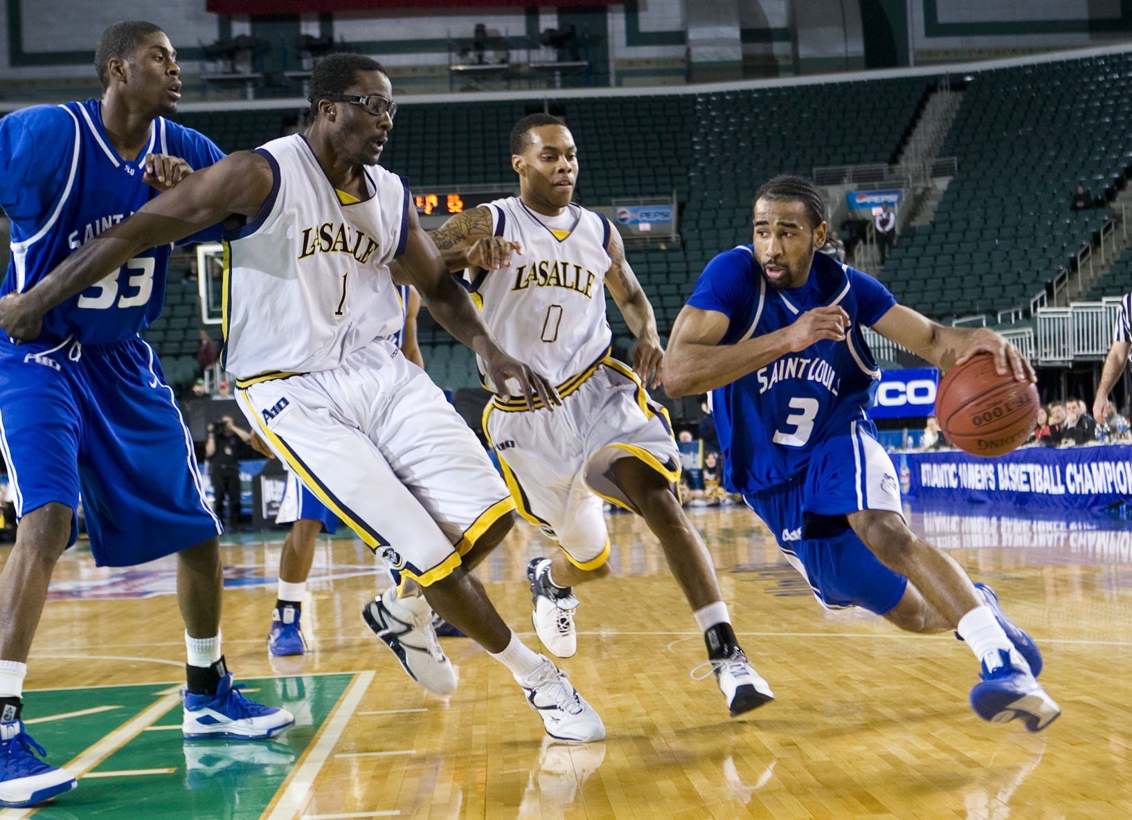 A10 Basketball Tourney